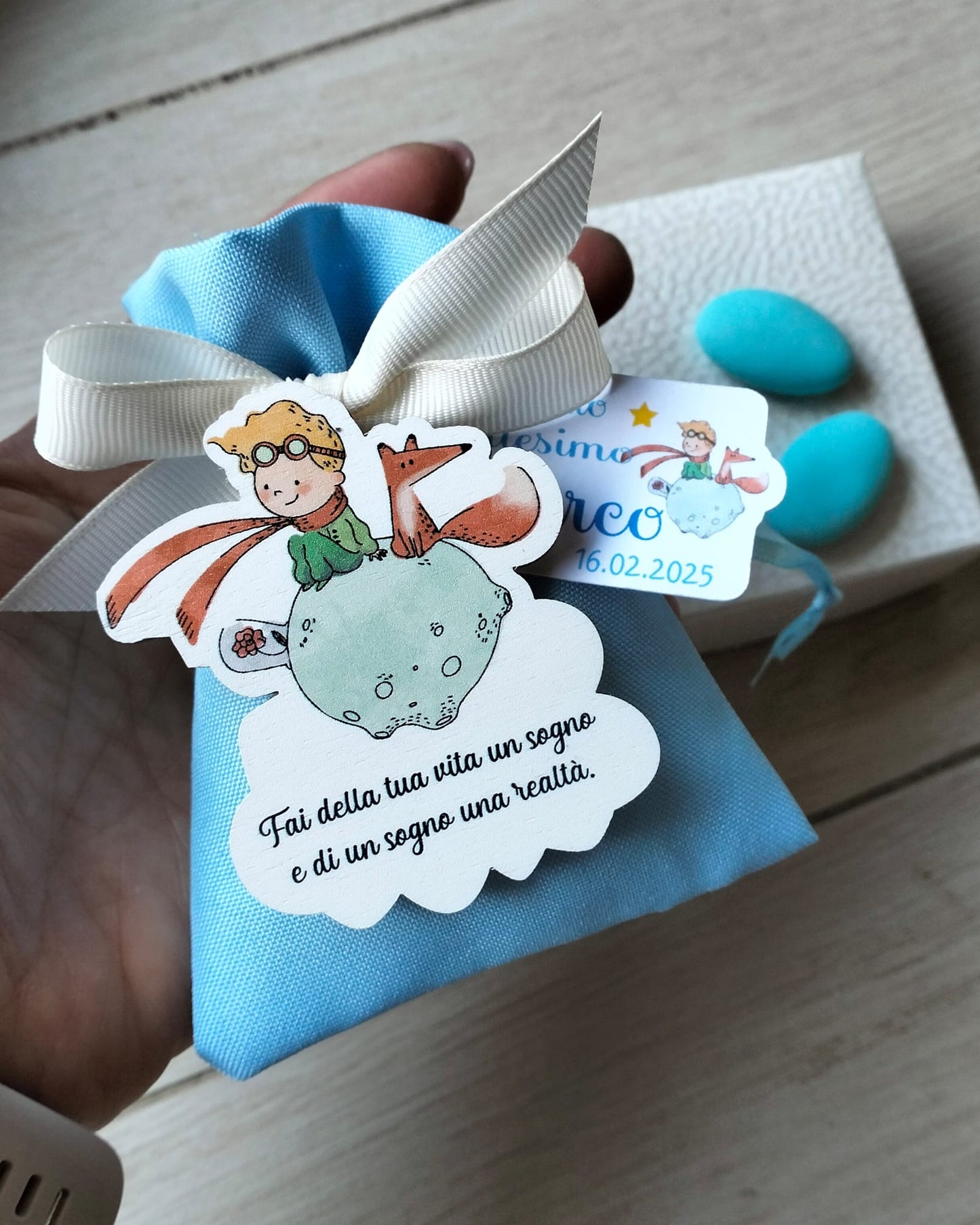 Calamita in legno tema Piccolo Principe-Bomboniere con frasi motivazionali