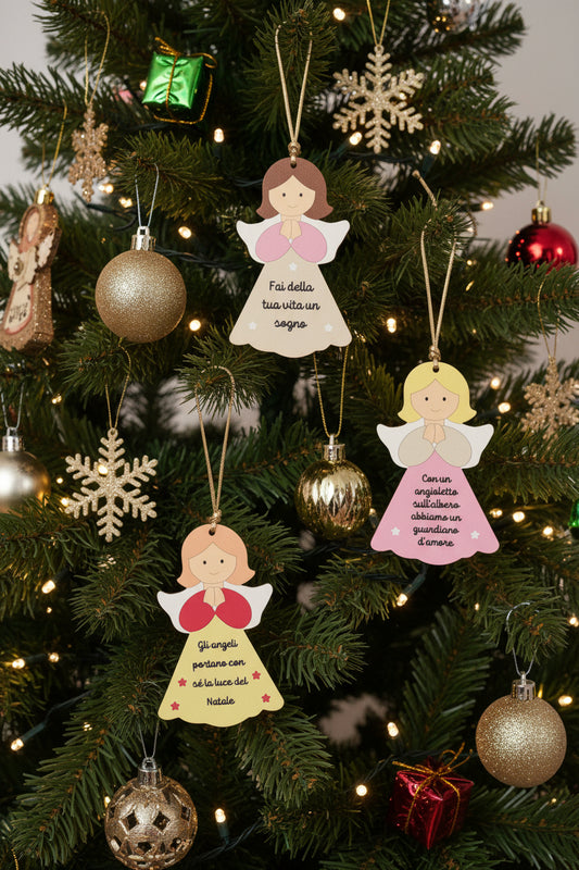 angeli in legno con frasi motivazionali per albero di Natale