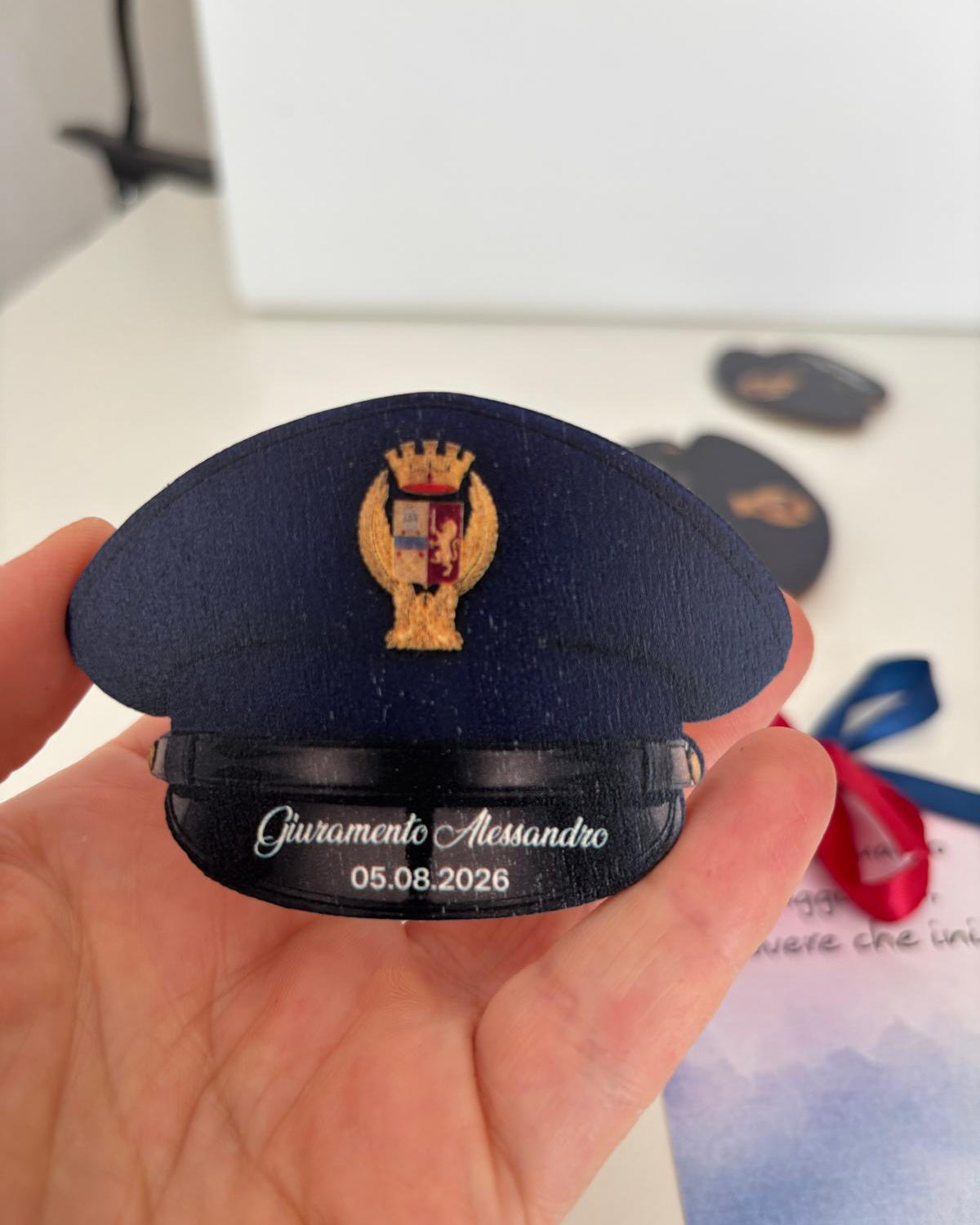 calamita cappello polizia