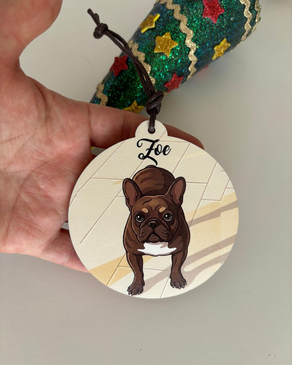 palla in legno con bulldog francese