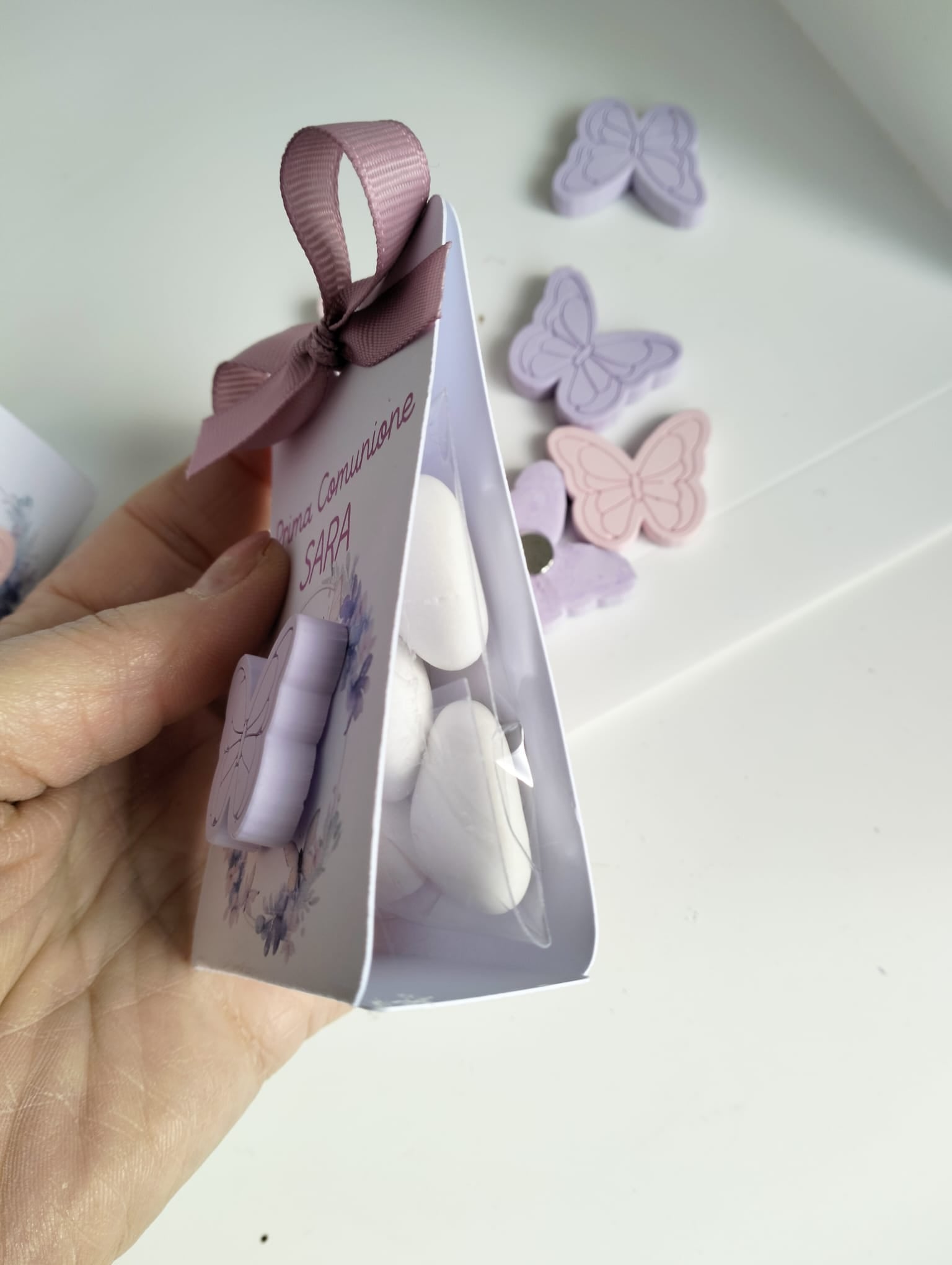 bomboniere scatoline tema farfalle colorate per femminuccia