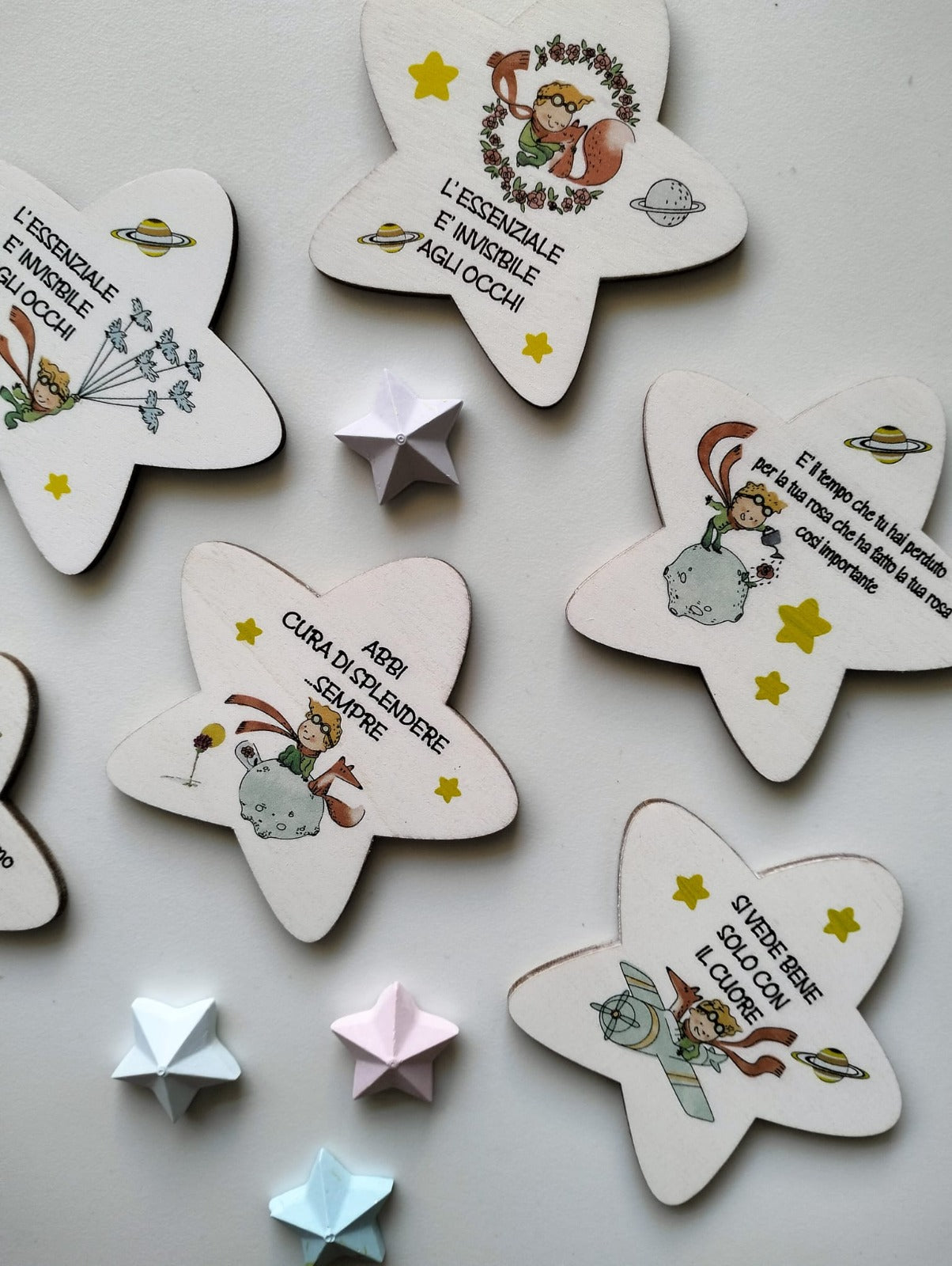 Stelline in legno con Frasi Motivazionali – Magneti Il Piccolo Principe – Bomboniere, Segnaposto, Regalo Fine Anno